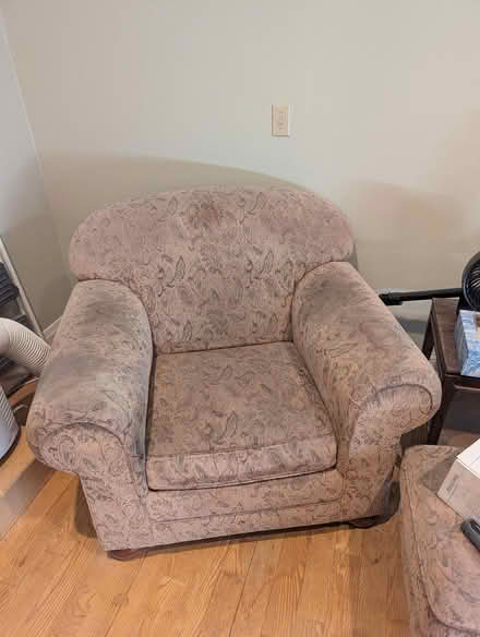 Photo of free Chairs (Galena Territy) #1