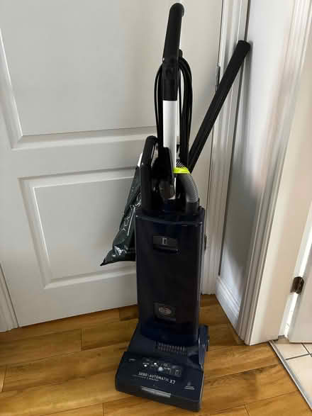 Photo of free Vacuum Cleaner - Sebo X7 (Shurdington GL51) #1
