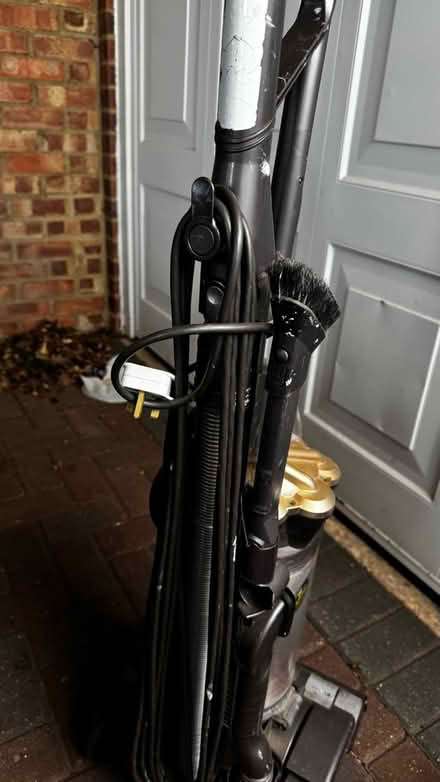 Photo of free Dyson DC27 Animal, working (Addlestone/row Town (KT15)) #3