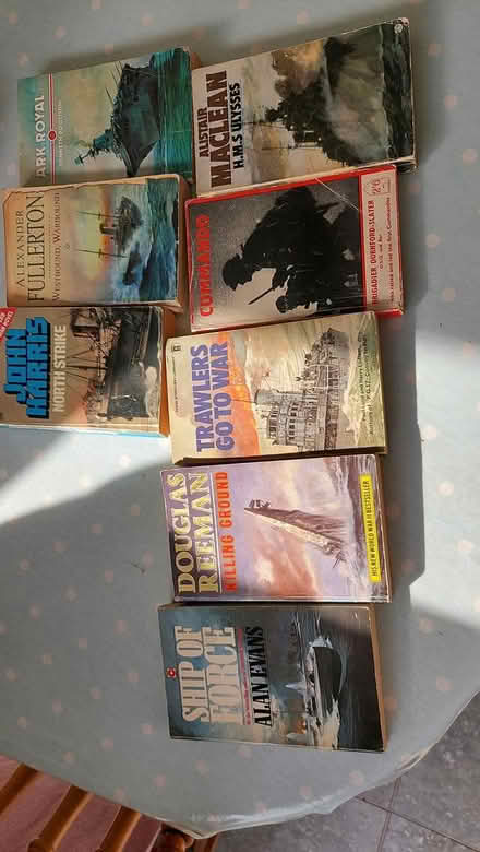 Photo of free War paperbacks (Market Deeping) #1