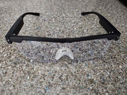 Photo of free 300% Anti Blue Magnifying Glasses with Light (Gleadless S12) #1