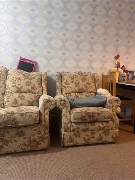Photo of free 3 seater and two arm chairs (Polegate BN26) #2
