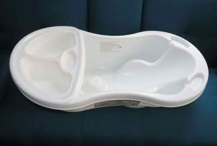 Photo of free Strata Little Star Deluxe Baby Bath (Central Preston PR1) #1