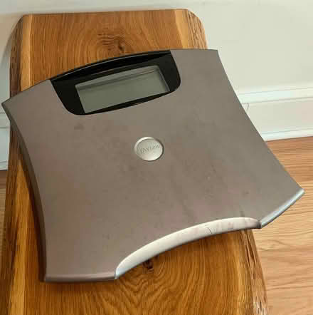 Photo of free bathroom scale (Petworth) #1