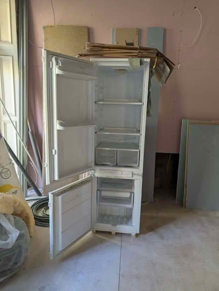 Photo of free Integrated Fridge-Freezer (Earls Court SW5) #2