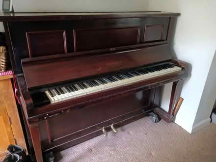 Photo of free Piano (Dent LA10) #3