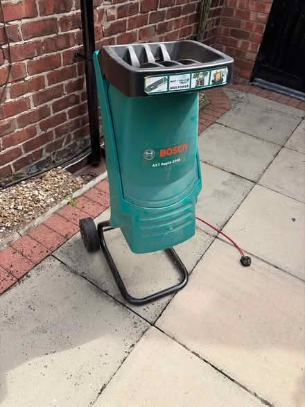 Photo of free Bosch shredder (Sale M33) #1