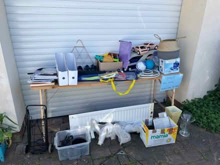 Photo of free Assorted items looking for new home (Harlington LU5) #1