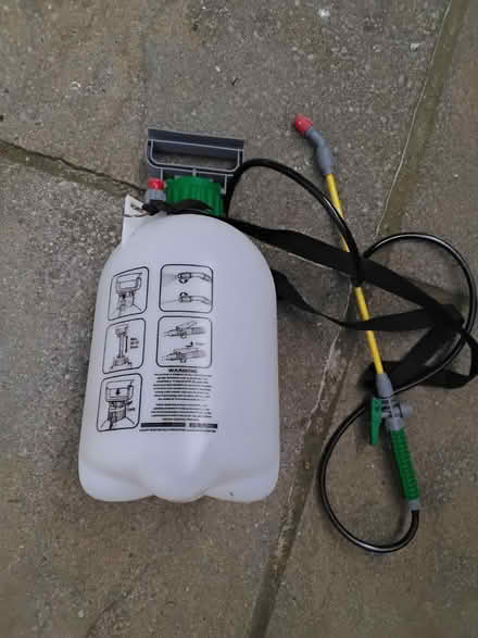 Photo of free 5L pressure sprayer (PO7) #2