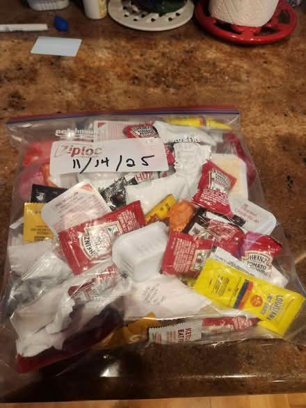 Photo of free Misc Sauce Packets (Southwest Cupertino) #1