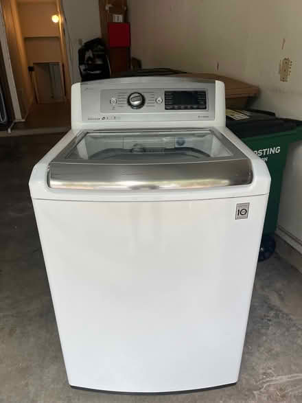 Photo of free LG washing machine (Westlake) #1