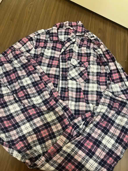 Photo of free Teen/Young Women's clothing (Mississauga (East Credit)) #2