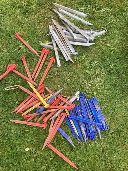 Photo of free Tent pegs (De55 6GW) #1