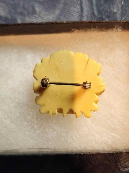 Photo of free Carved rose pin (Capitol Hill, DC) #3