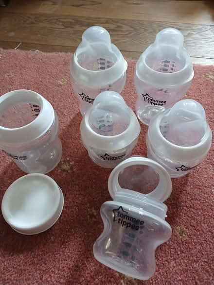 Photo of free Tommee Tippee Baby Bottles (Hildenborough TN11) #1
