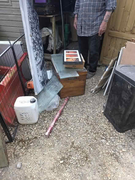 Photo of free Various glass panels (Sutton Courtenay OX14) #1