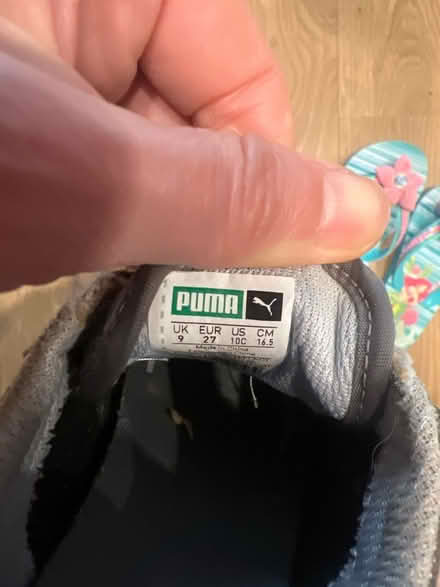 Photo of free 3 pairs size 10 kids shoes (Old Town) #4