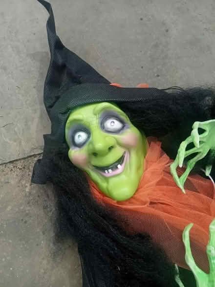 Photo of free Witch (MK42) #2