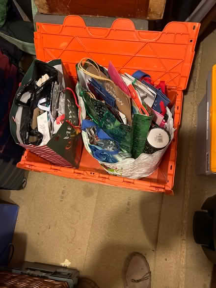 Photo of free Christmas bags & tags (LE12) #1