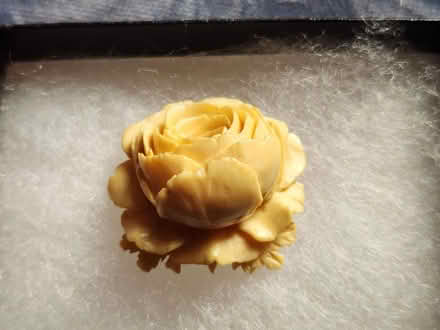 Photo of free Carved rose pin (Capitol Hill, DC) #1