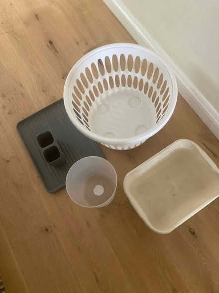Photo of free Assorted household items (Bloxham OX15) #1