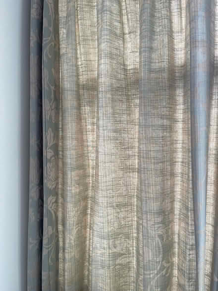 Photo of free Curtains & curtain rail (Strawberry Hill TW1) #4