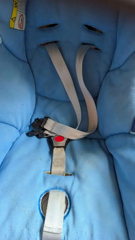 Photo of free Maxicosi baby car seat (Woodhouse Eaves LE12) #2