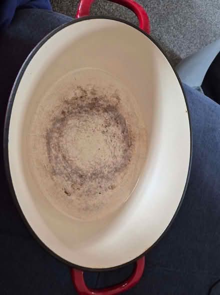 Photo of free cast iron cooking pot (Bathgate EH54) #2