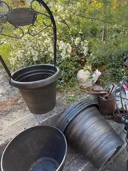 Photo of free Flower pots - LOTS (Wayland) #2