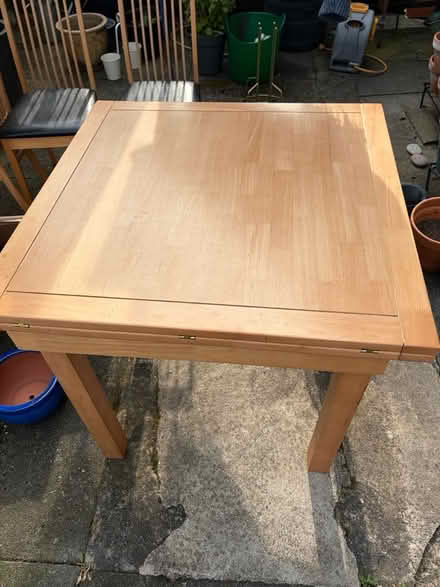 Photo of free Extendable dining table and chairs (WA4) #1