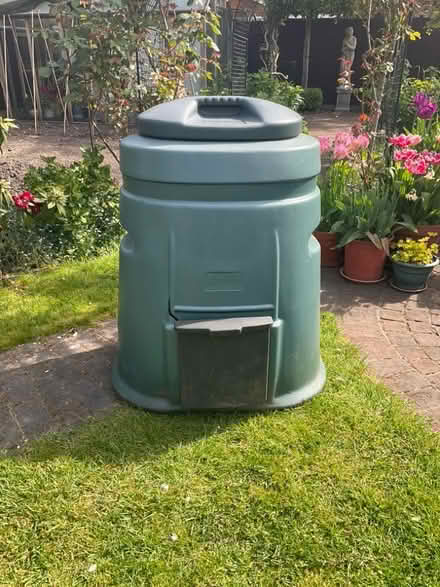 Photo of free Composting bin, collect Rances lane, wokingham (Wokingham RG40) #1