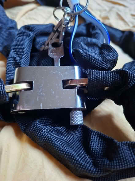 Photo of free Bicycle Lock (Special Opening Technique Required) (Pilton EH4) #2