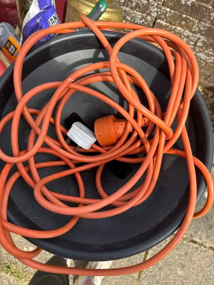 Photo of free Leaf and wood garden shredder (LU1 stockwood park) #4