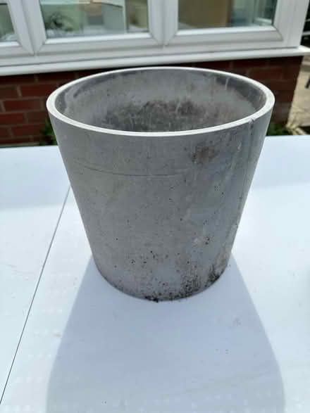 Photo of free Grey ceramic pot (Blaby LE8) #1