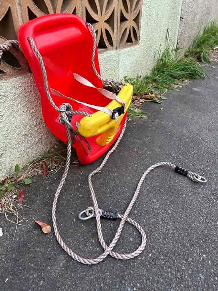 Photo of free Toddlers Swing (Teignmouth TQ14) #1