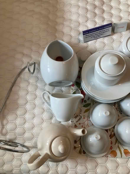 Photo of free crockery, drink cooler, throws (Marldon TQ3) #2
