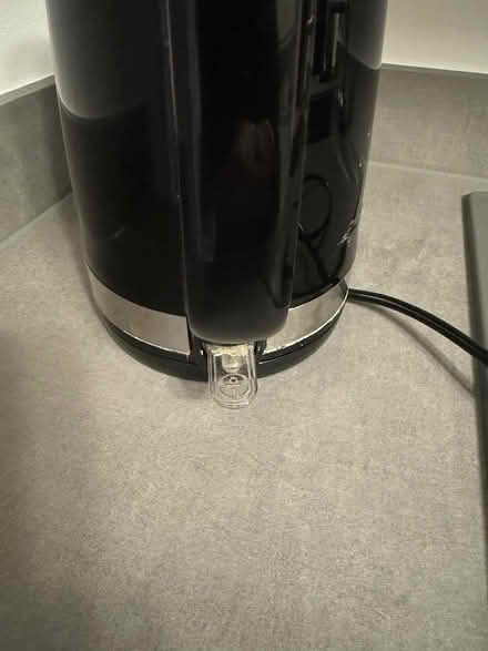 Photo of free Salter Electric Kettle (1.7L) (West Ealing) #4