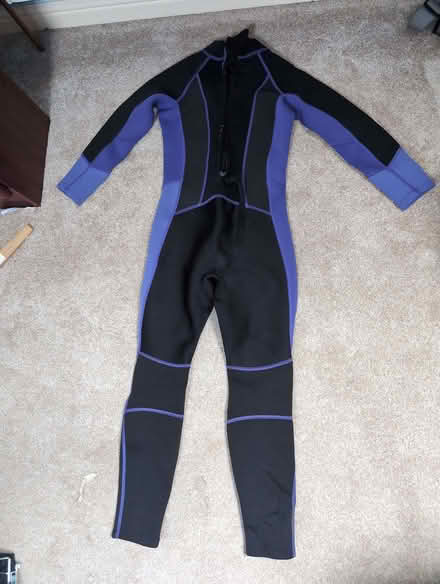 Photo of free Wetsuit age 9-10 (Darby Green GU17) #1