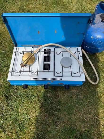 Photo of free Camping stove 2 burners and grill (East Sheen) #2