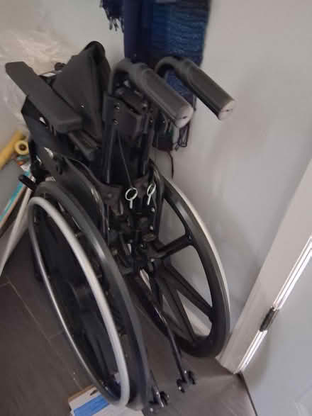 Photo of free Foldable wheelchair (Mount rainier) #1