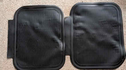 Photo of free 5 piece car mat set (Bowie) #1