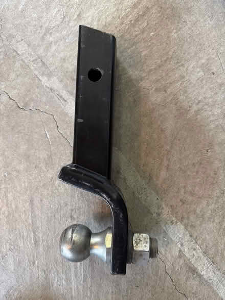 Photo of free Tow hitch (Cupertino) #2