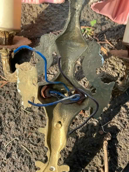 Photo of free Vintage pink wall chandelier (AL2 / SG6) #4