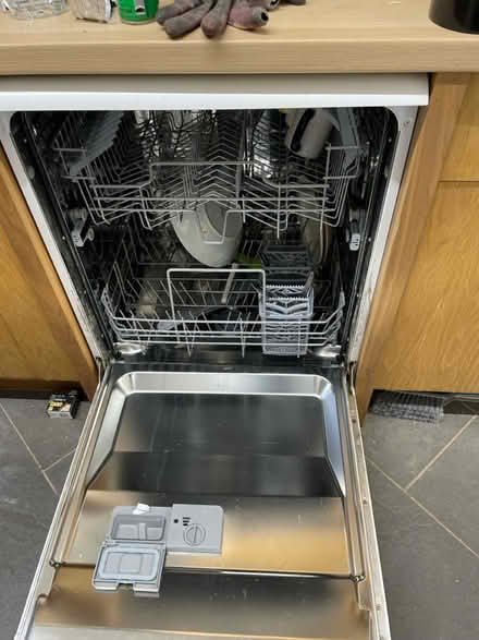 Photo of free Dish washer (WV13 Willenhall) #3