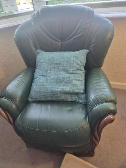 Photo of free Green leather 3 piece sofa and chairs (Wistaston CW2) #2