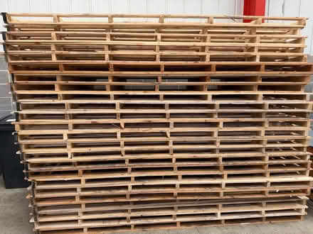 Photo of free Pallets 3050mm x 1300mm (Ringwood BH24) #1
