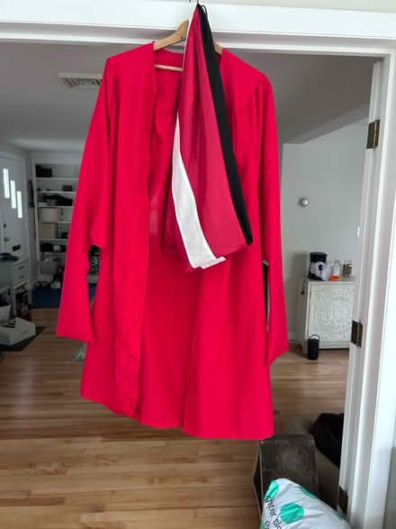 Photo of free BU graduation gown & hood (Arlington) #1