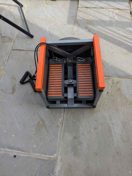 Photo of free Fitt box (East Morton BD20) #2