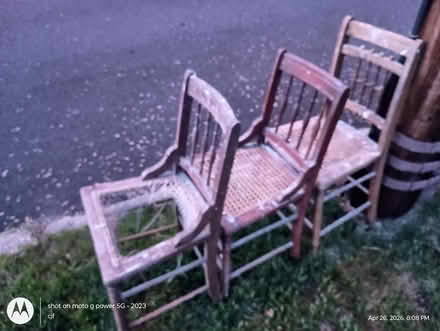 Photo of free Curb Alert 3 Chairs (73 Main Blvd, Ewing Twp.) #1
