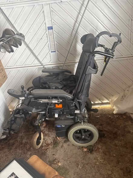 Photo of free Mobility scooter (Oxshott KT11) #2